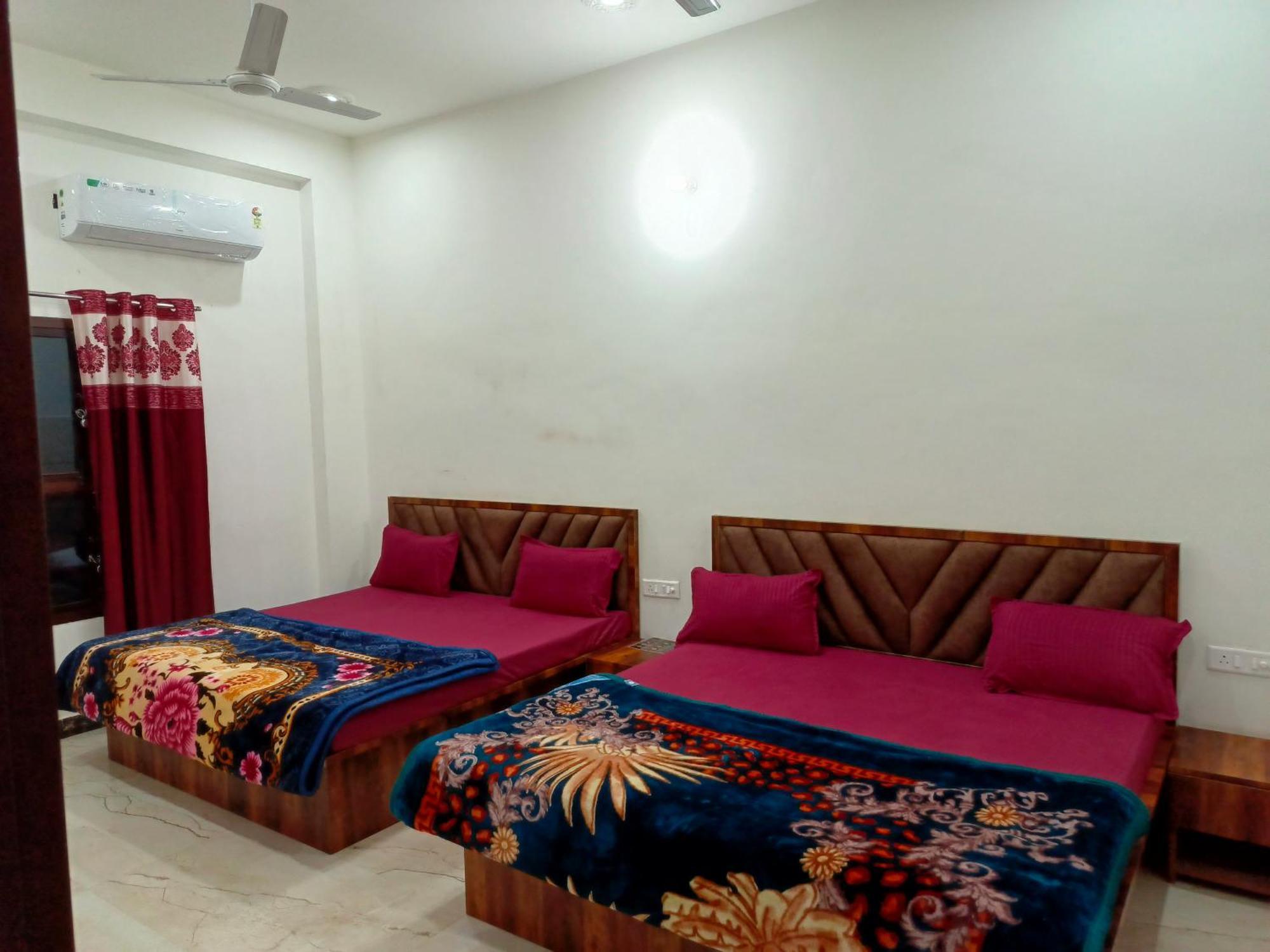 فندق Shri Girraj Residency ماثورا المظهر الخارجي الصورة