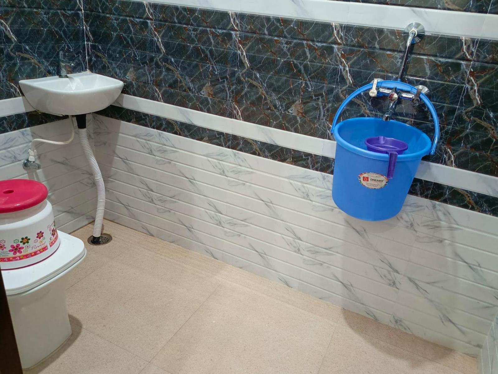 فندق Shri Girraj Residency ماثورا المظهر الخارجي الصورة